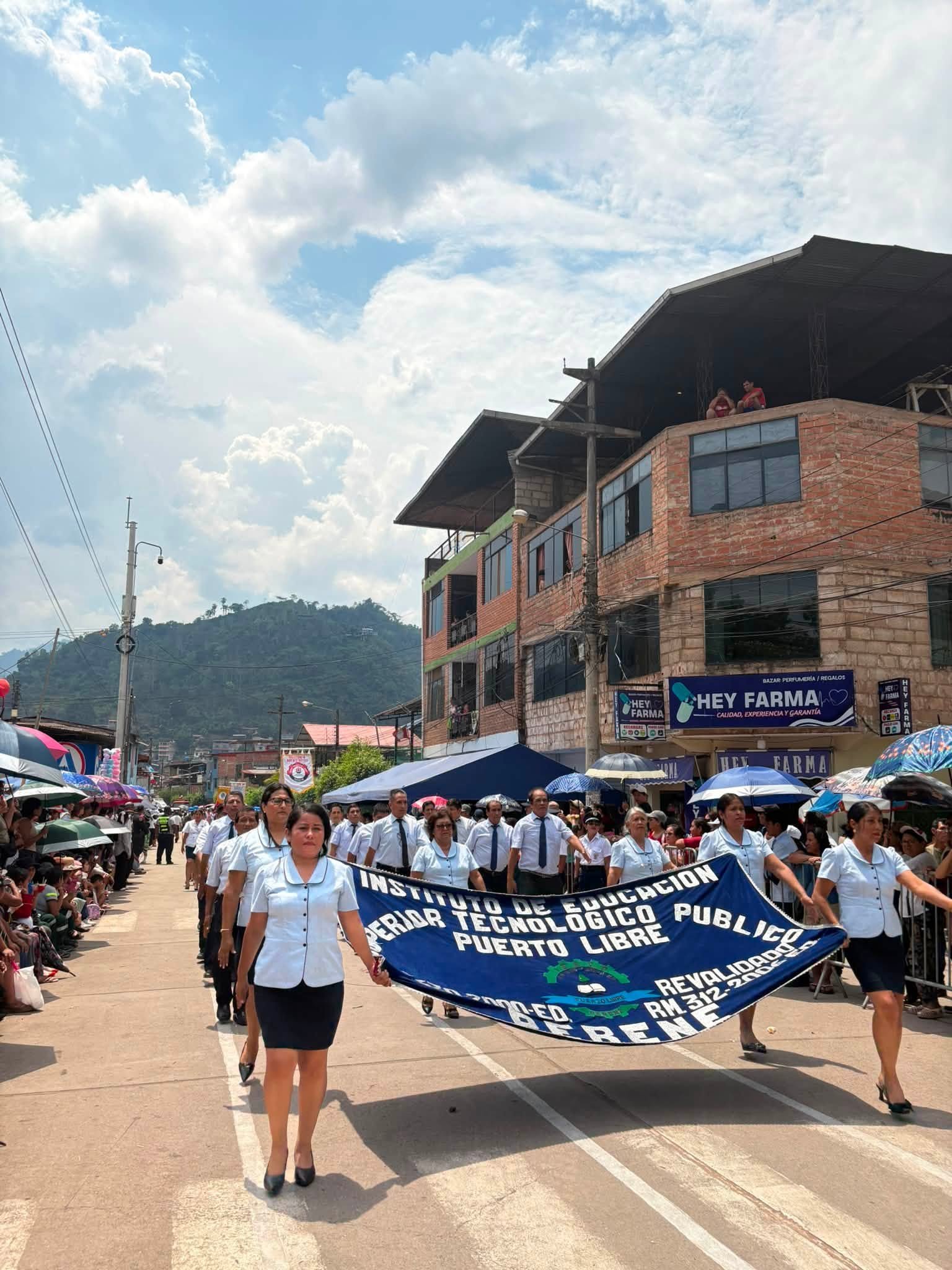 ¡Unidos por el desarrollo y la historia de Perené!